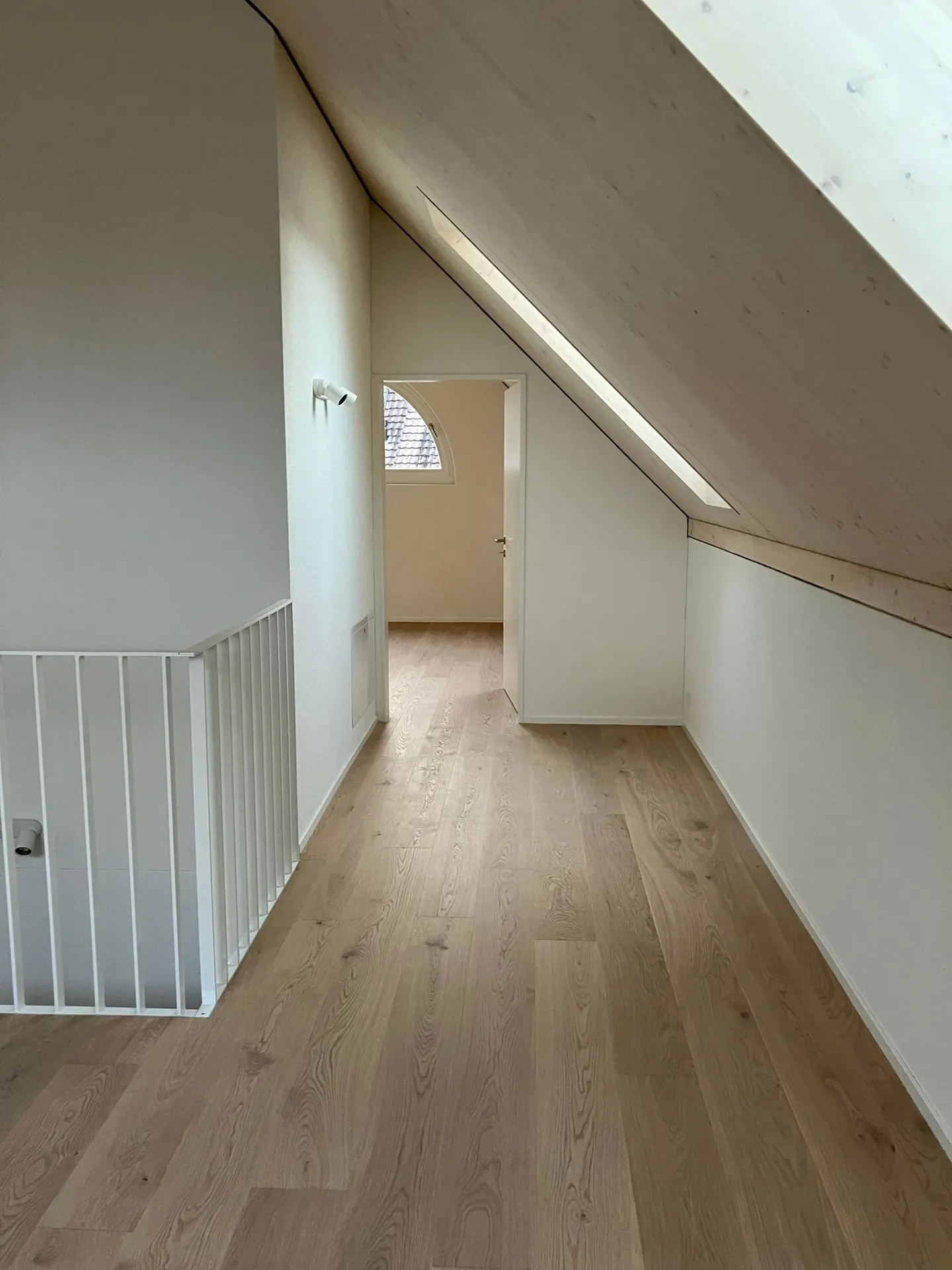 Moderno appartamento duplex di 5,5 stanze con balcone a Muri - Foto 6 di 13
