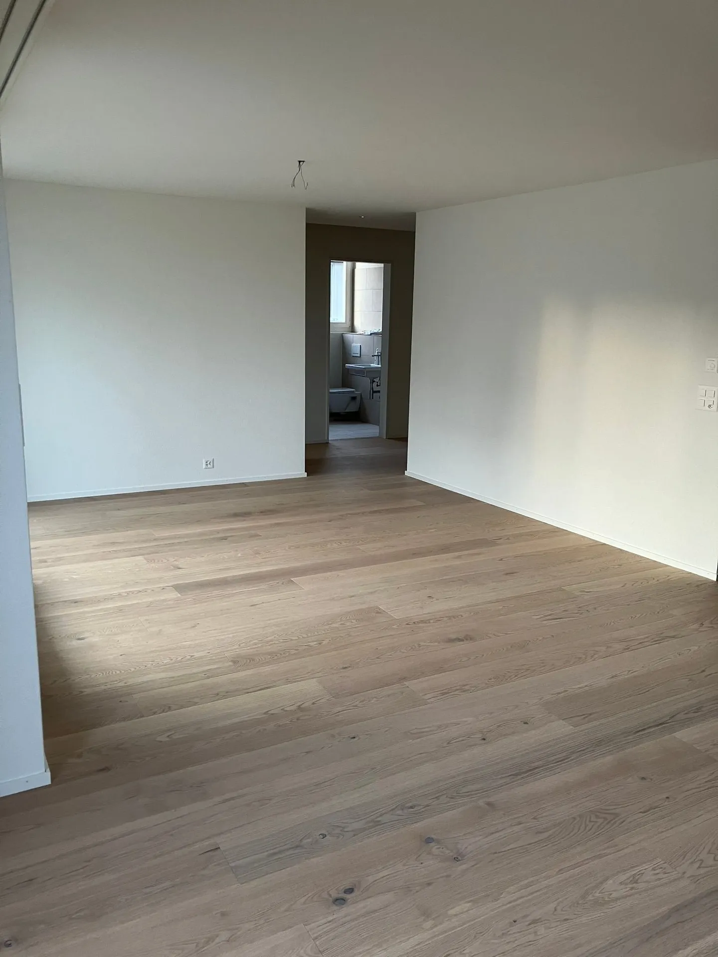 Moderno appartamento duplex di 5,5 stanze con balcone a Muri - Foto 8 di 13