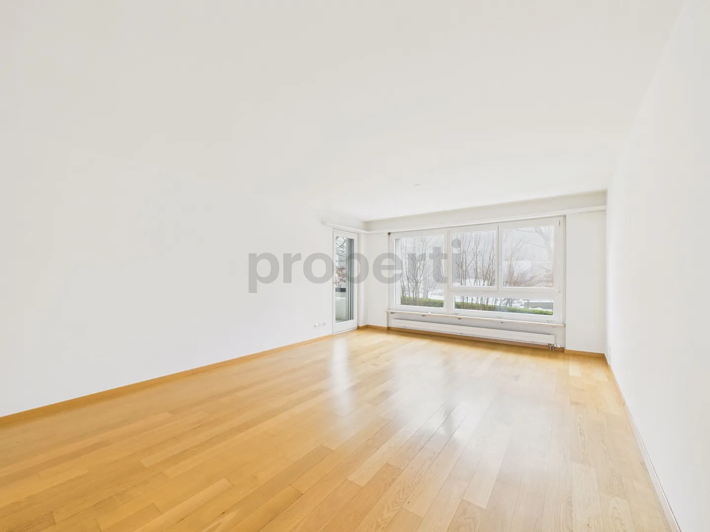 Luminoso appartamento di 2.5 locali con balcone a Horgen - Foto 1 di 8