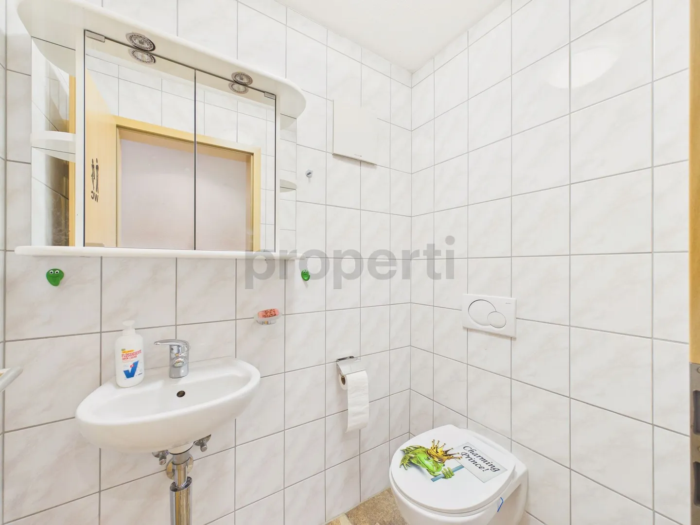 Grosszuegige Wohnung mit sonnigem Balkon - Foto 11 von 13