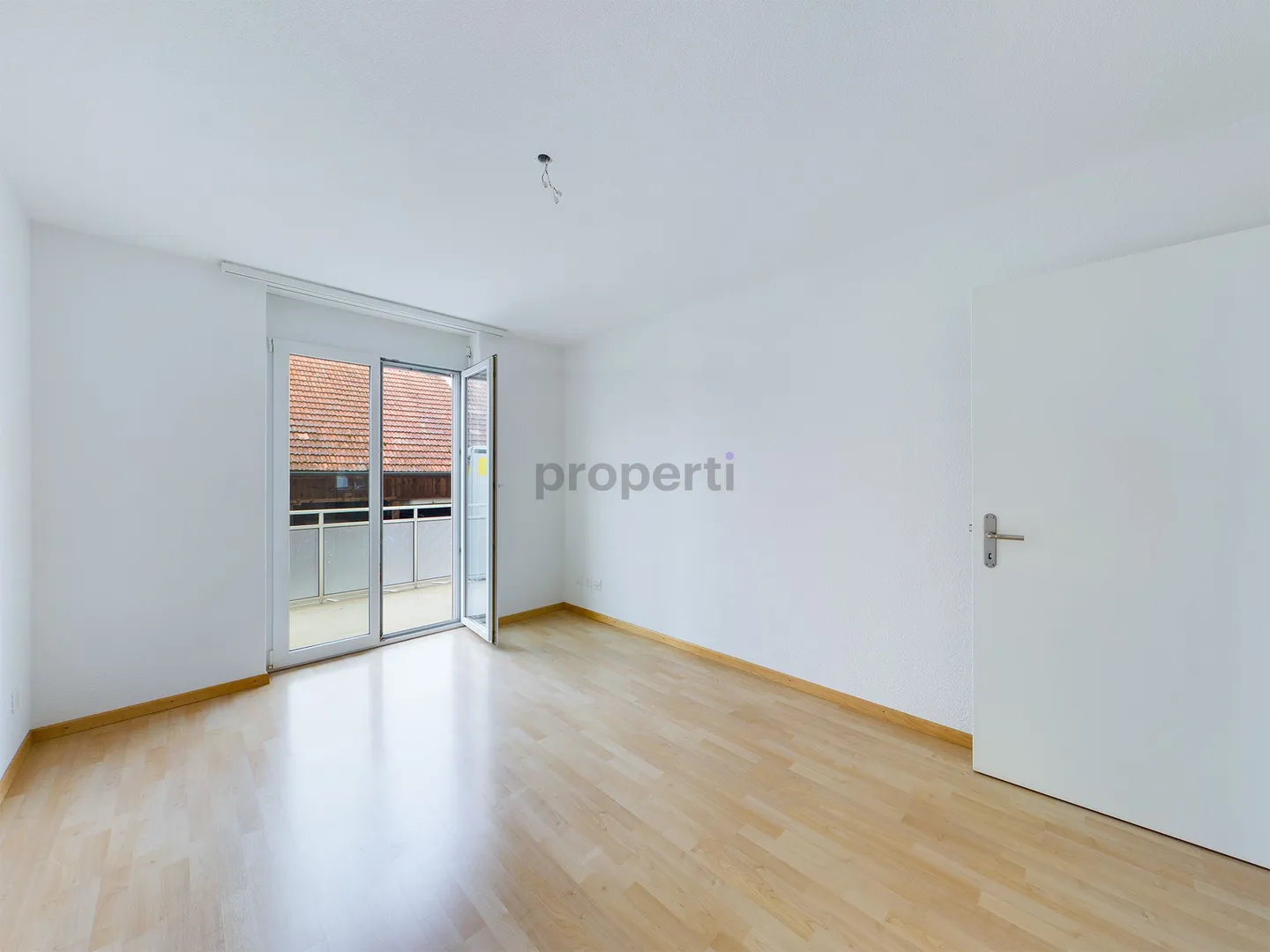 Modern 4.5-Zimmer-Wohnung mit Minergie-Standard, Diessbach bei Büren - Foto 5 von 9