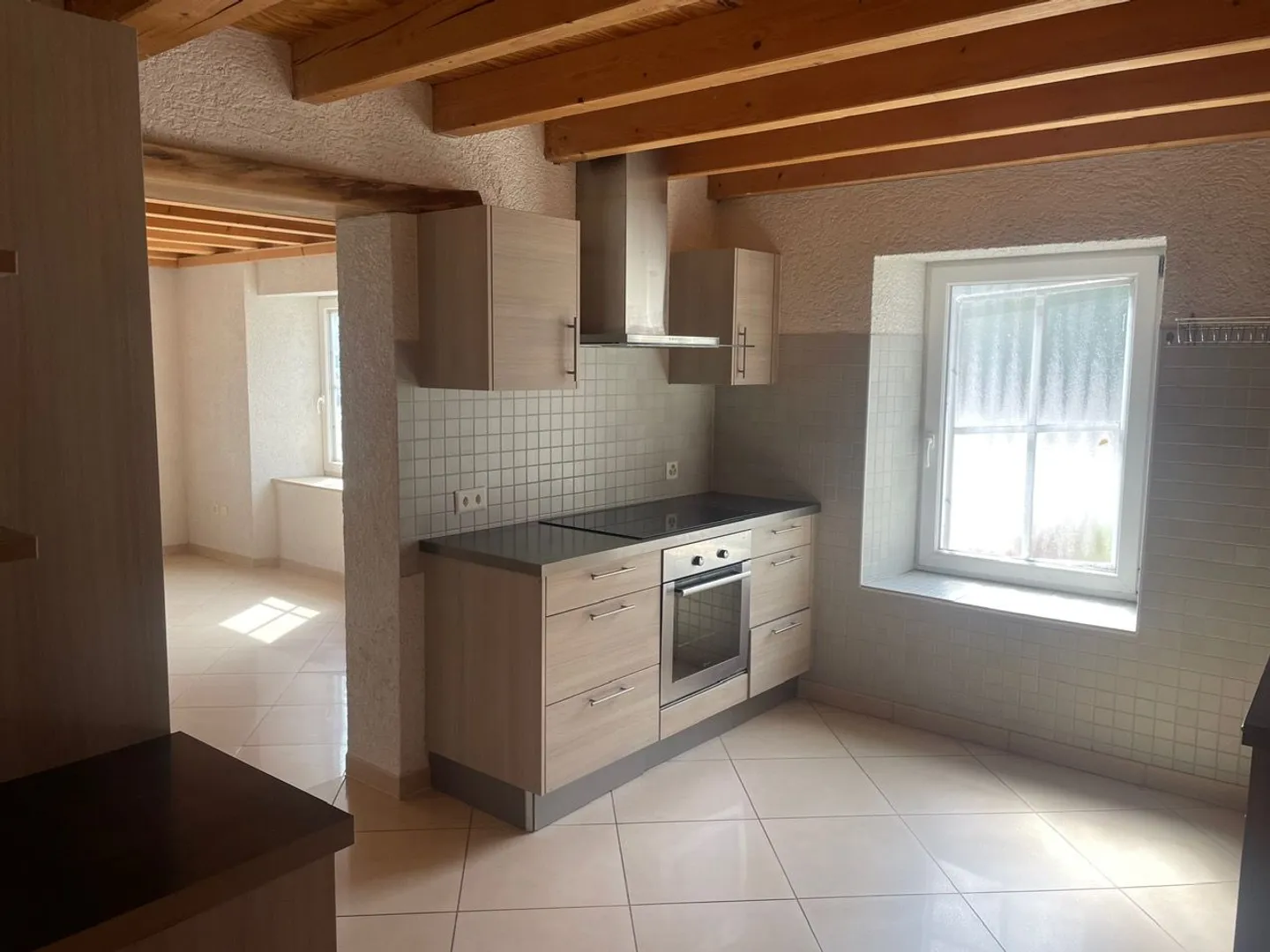 Casa colonica di 4 stanze vicino a scuole e mezzi pubblici, Wegenstetten - Foto 5 di 7