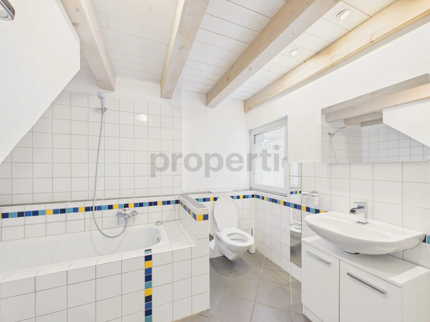 Charming 6.5-room terraced house with practical cellar, Dussnang - Photo 12 of 13