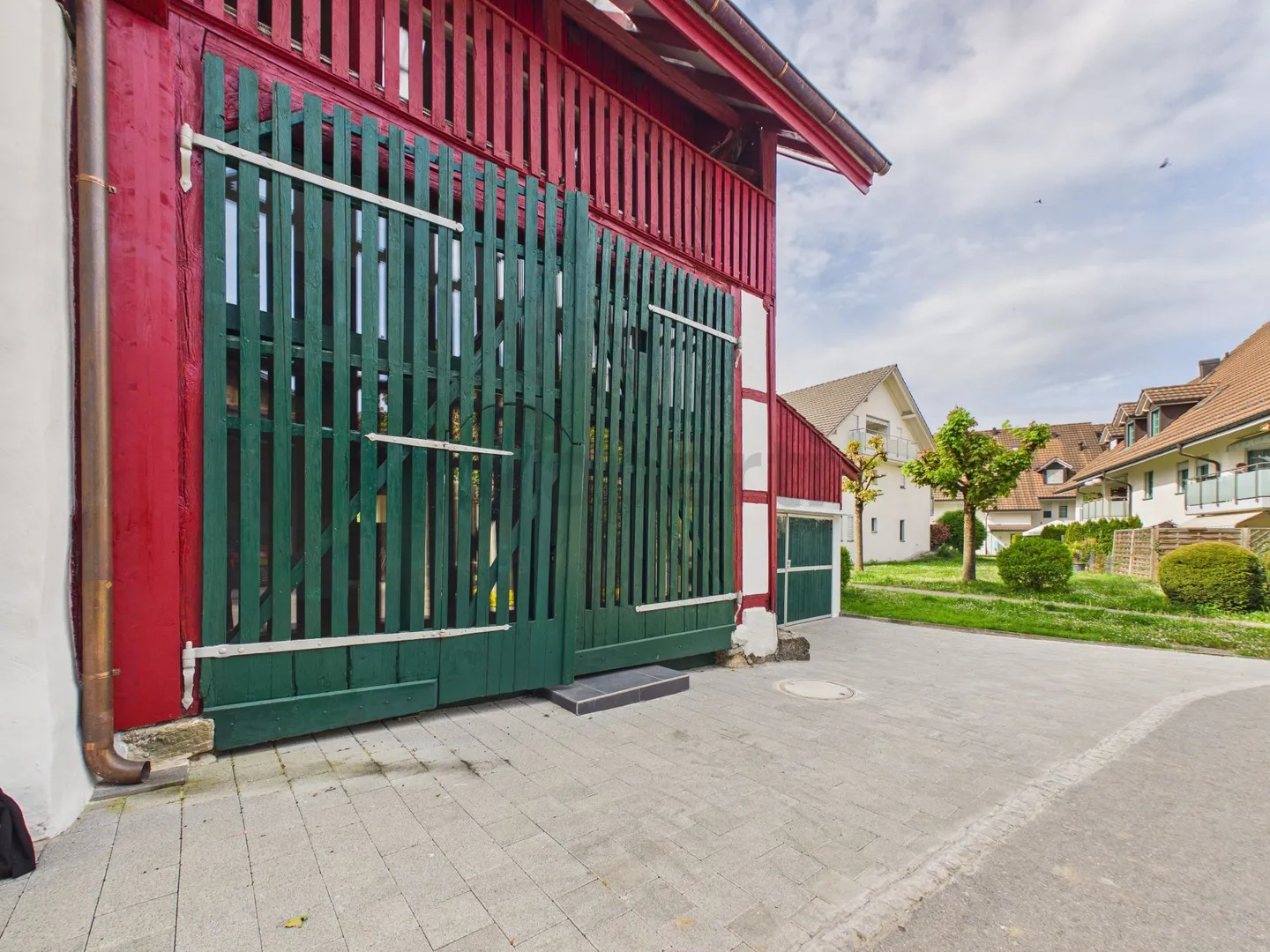 Appartement au rez-de-chaussée avec caractère, hauts plafonds et jardin privé - Photo 9 sur 13