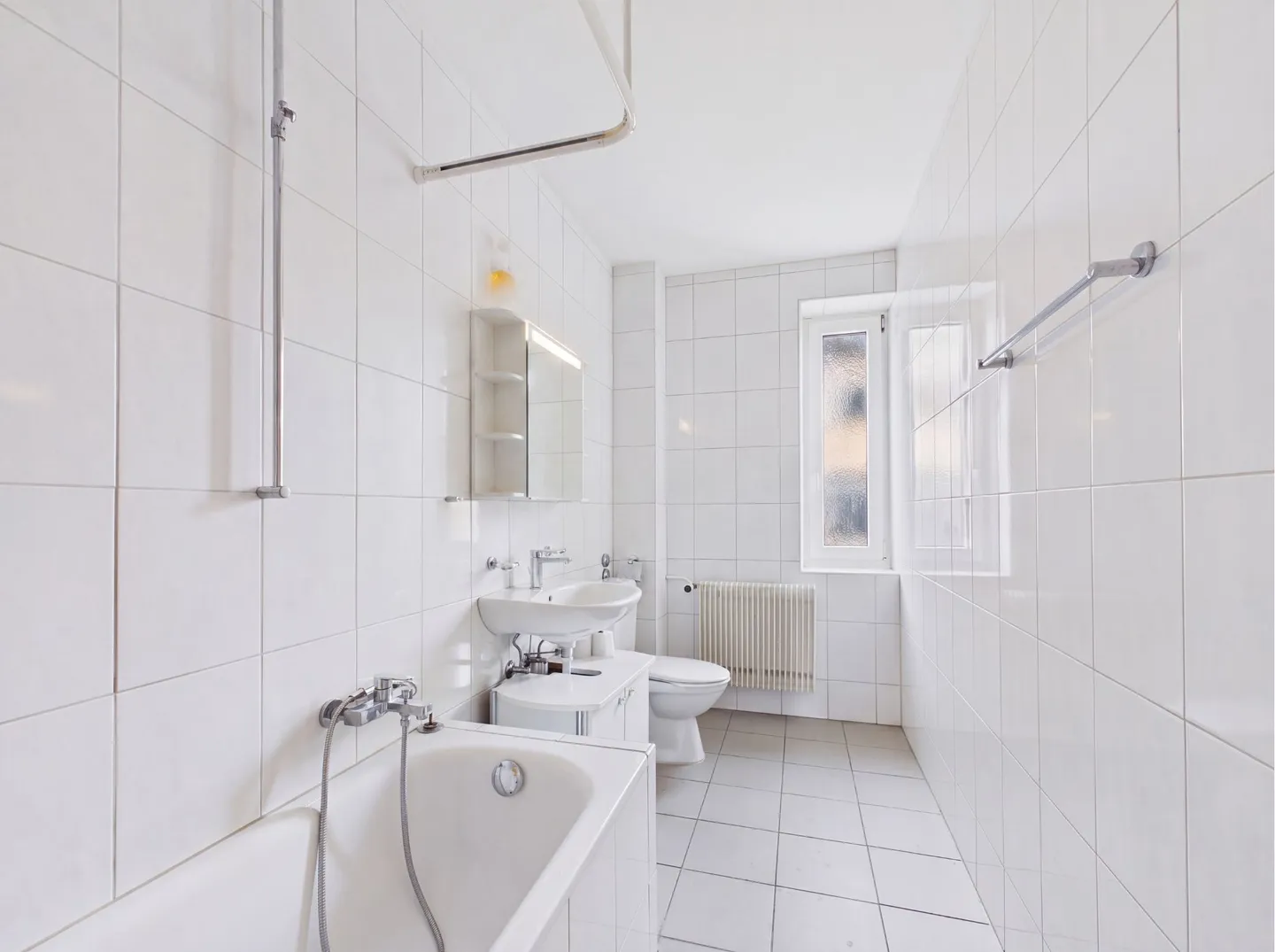 Balcone soleggiato con splendida vista: Concetto di camera ben studiato e migliore infrastruttura - Foto 7 di 8