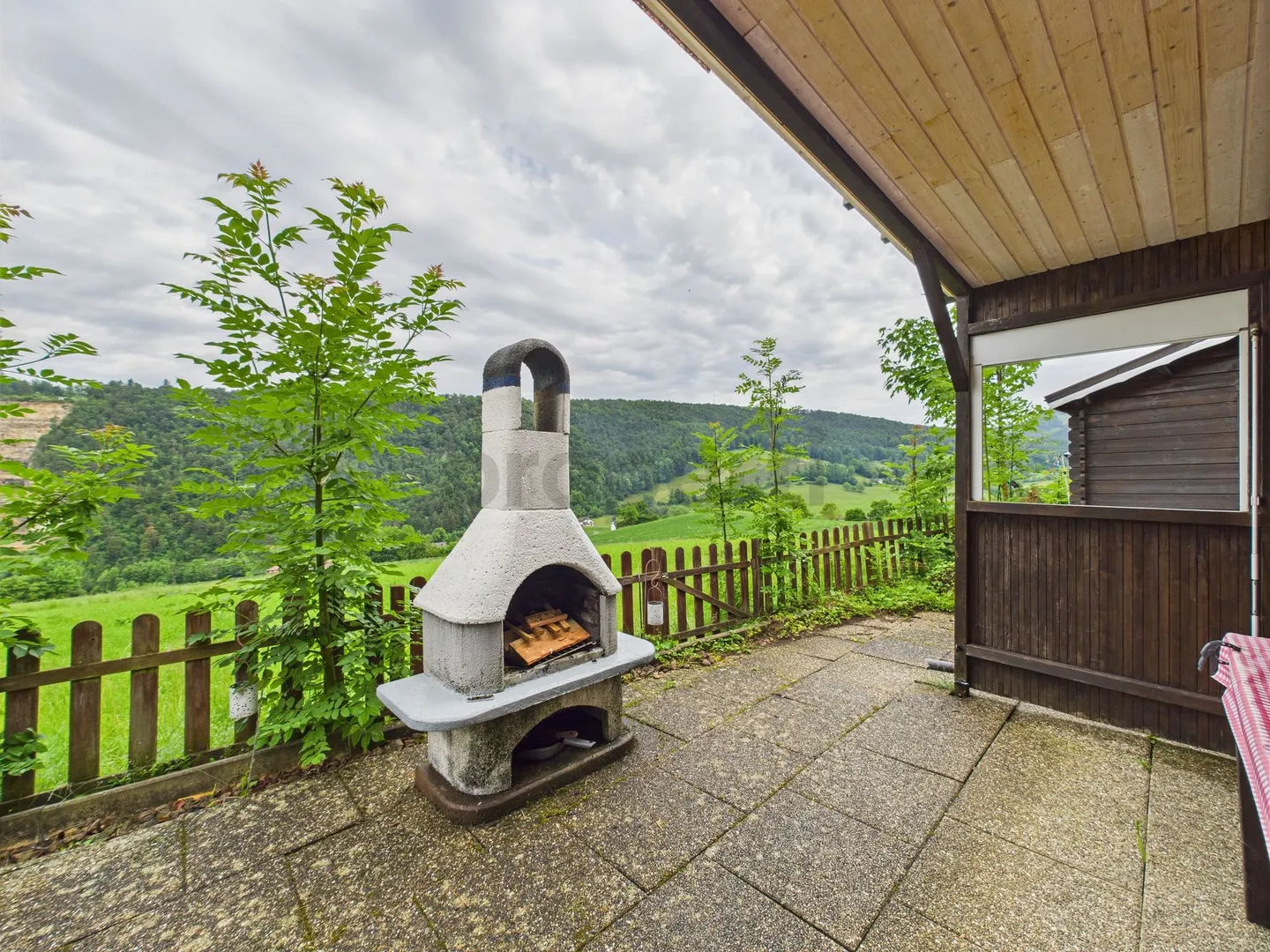 Chalet idilliaco a Vermes: Relax totale nella natura mozzafiato! - Foto 10 di 13