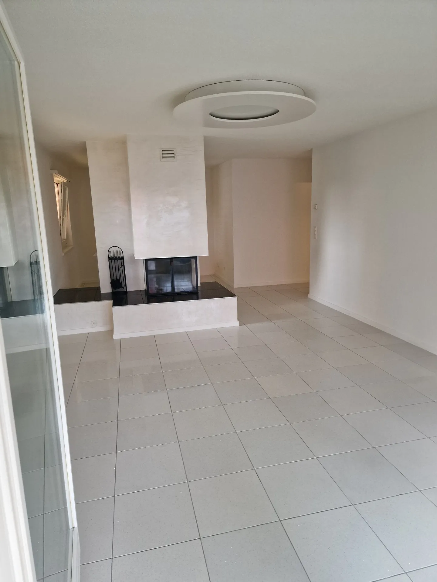 Appartamento affascinante di 4,5 stanze a Wallisellen - Foto 2 di 8