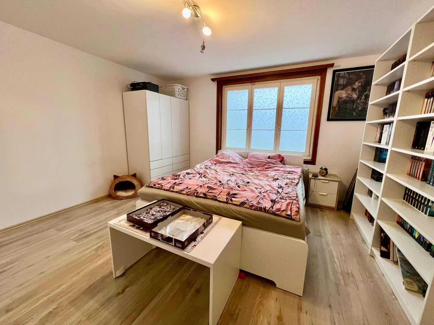 Ruhige 4.5-Zimmer Wohnung mit idealer Lage nahe Zentrum von Bürglen - Foto 6 von 13