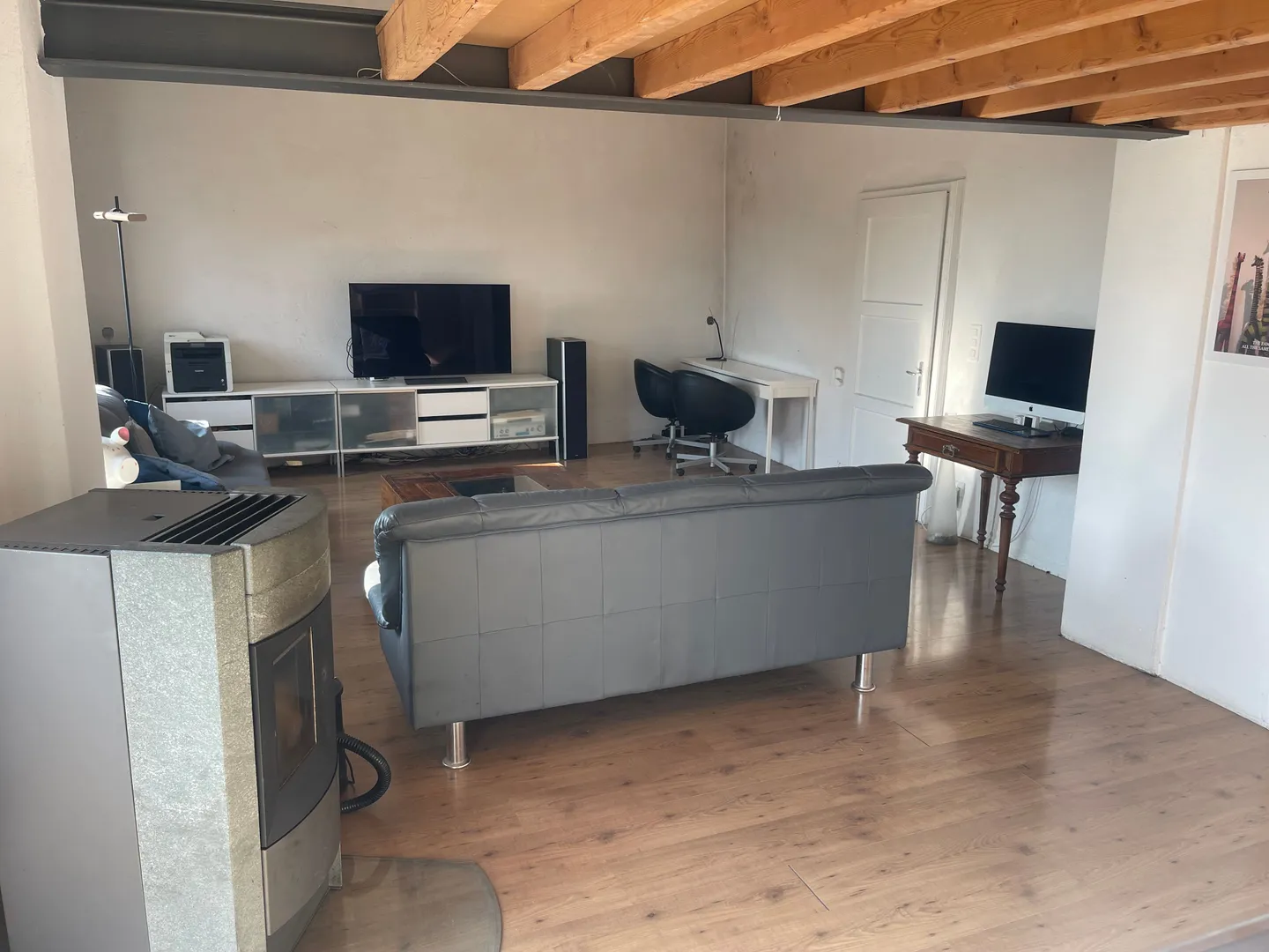 Elegant 6-room detached house with balcony in Mendrisio - Photo 2 of 8