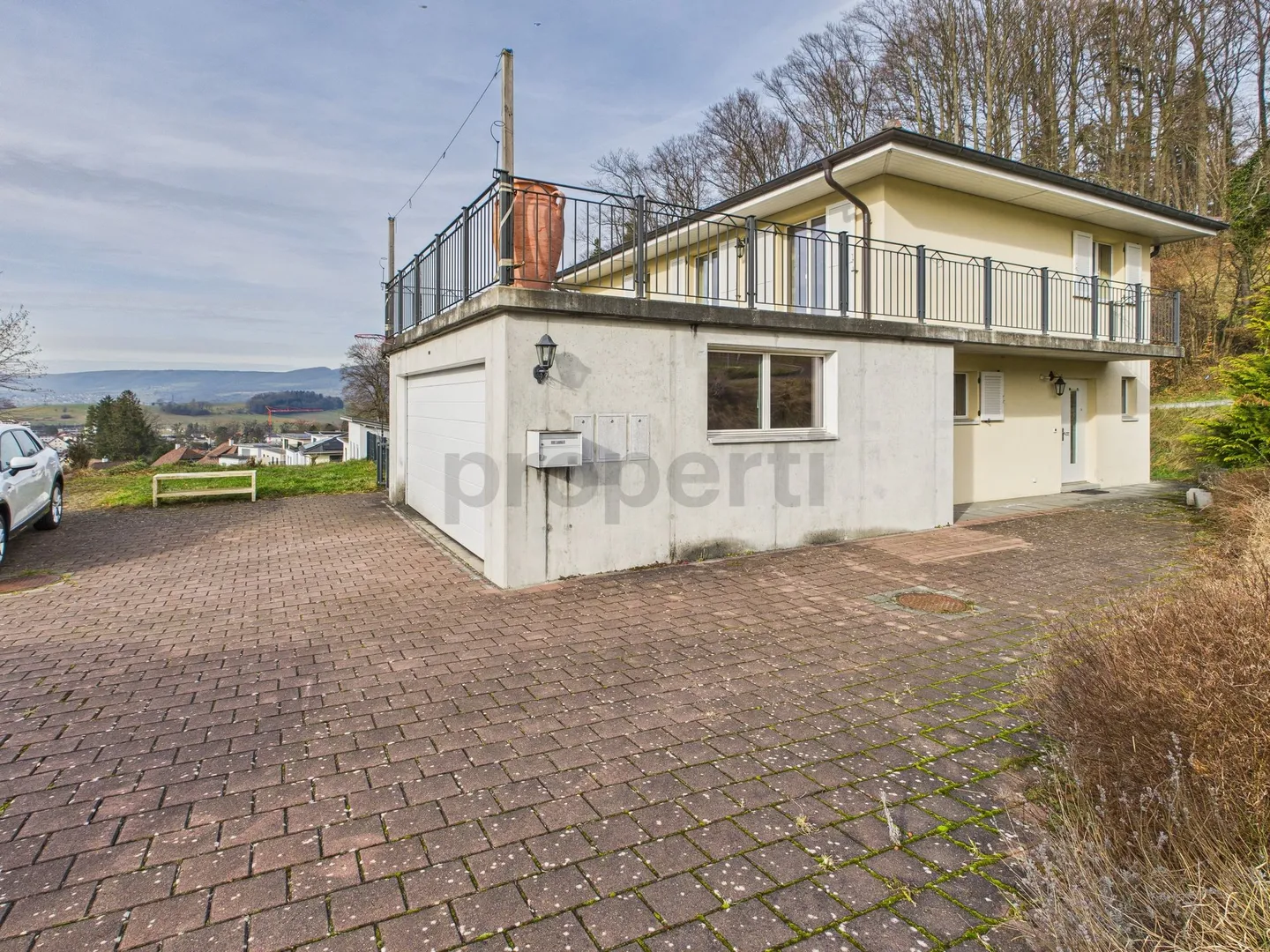 Casa unifamiliare tranquilla di 4,5 stanze con grande terrazza a Breitenbach - Foto 1 di 10
