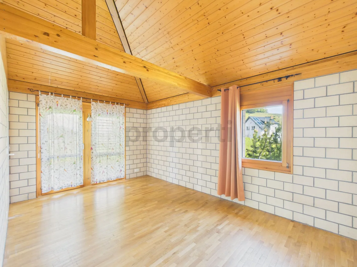 Spacieuse maison individuelle de 6 pièces, vue dégagée - Photo 10 sur 13