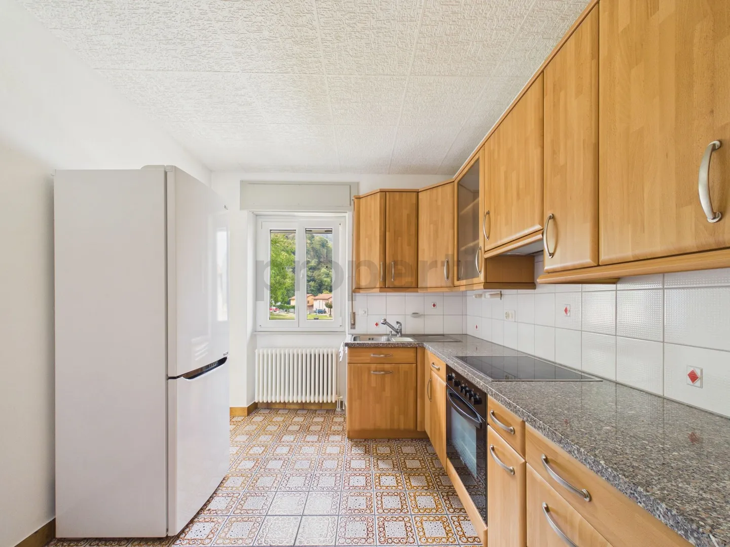 Casa unifamigliare rinnovata nel 2018 e 2023 con ampio giardino - Foto 4 von 12