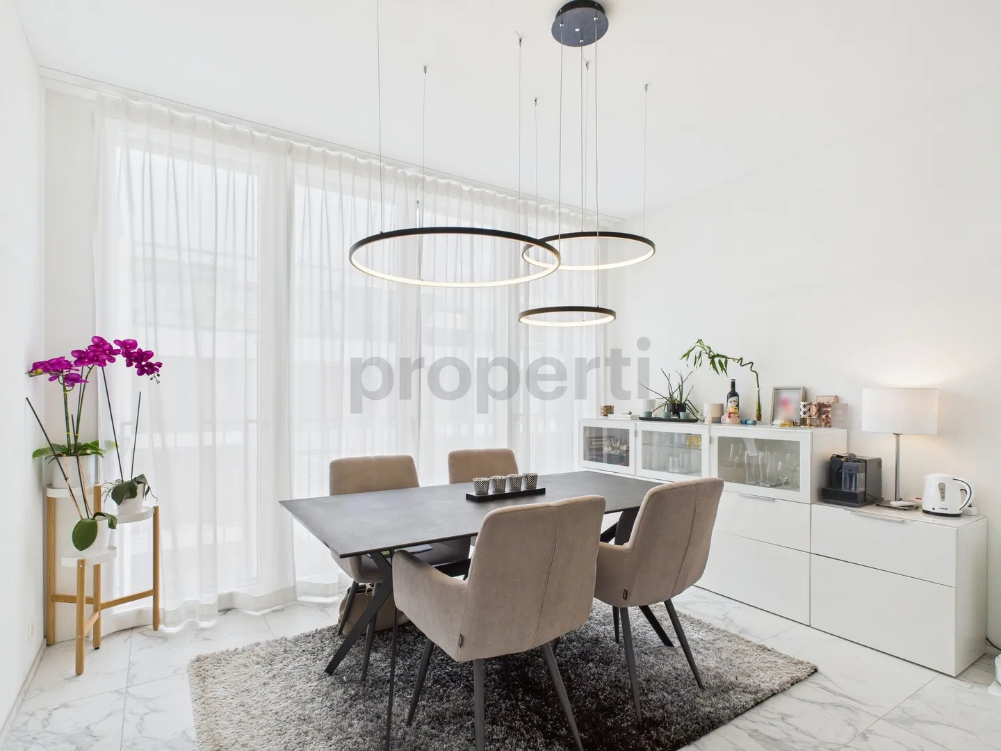 Appartamento esclusivo di 5,5 stanze a Chur West - Nuova costruzione con balcone - Foto 1 di 13