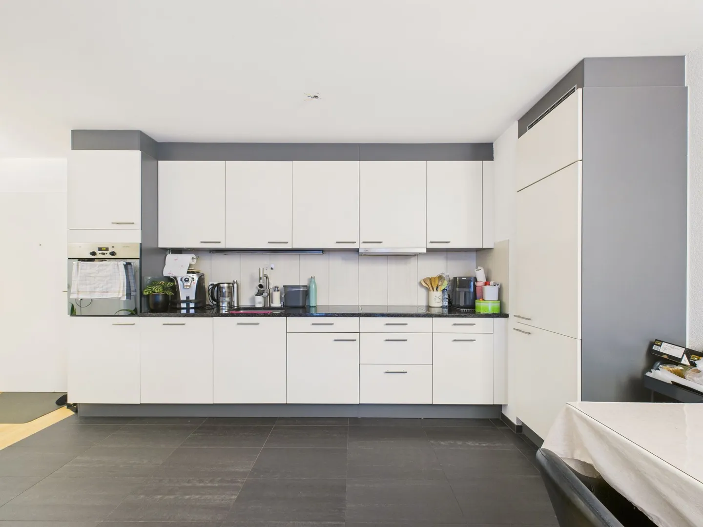 Appartement moderne de 3,5 pièces avec jardin privé ! - Photo 4 sur 10