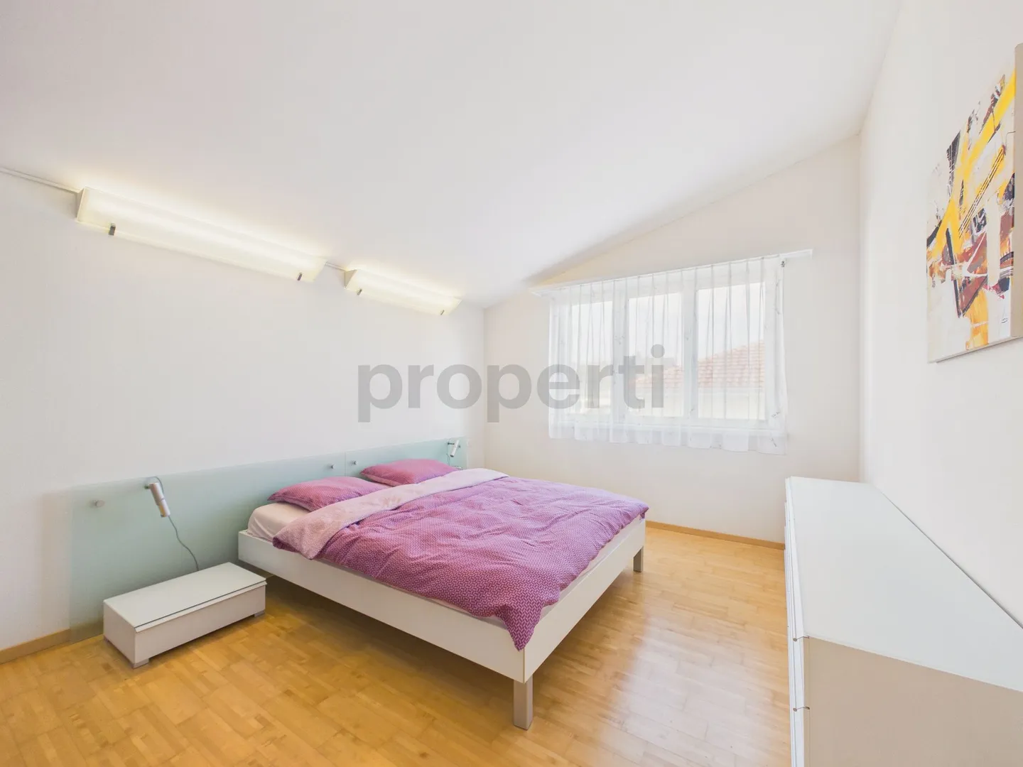 Grosszügiges, familienfreundliches Einfamilienhaus an sonniger, ruhiger Lage mit grossem Garten - Foto 7 di 13