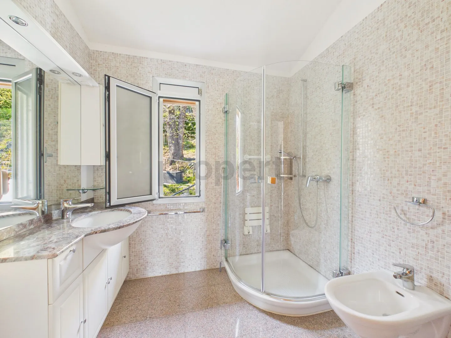 Maison Indépendante Élégante à Breggia - Photo 11 sur 13