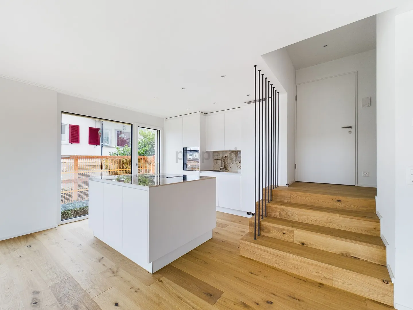 Your Dream Home in Zurich - Modern, Spacious and with a Green Oasis - Photo 8 of 12