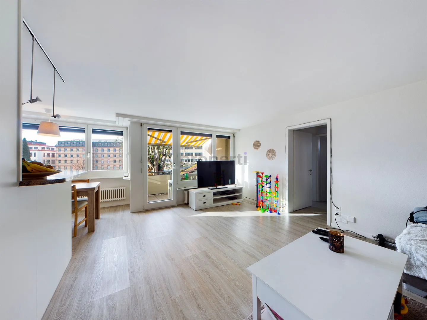 HEIMELIG UND CHARMANT - Foto 1 di 7