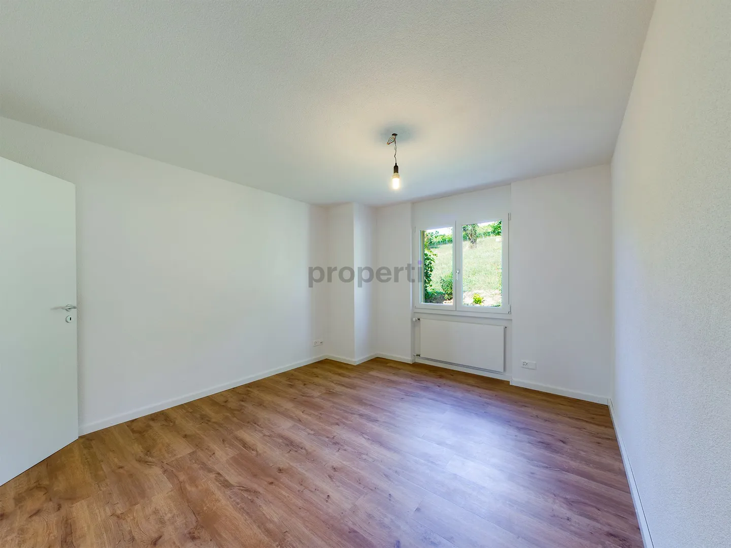 Modernes Apartment mit Garten - Foto 7 von 13