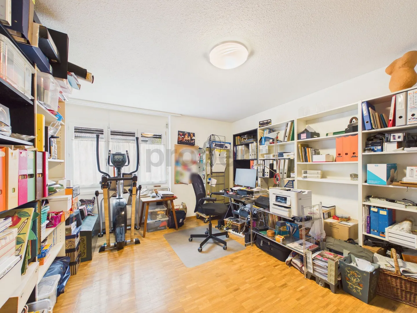 Moderno appartamento di 3,5 locali con vista sul verde a Wallisellen - Foto 8 di 10