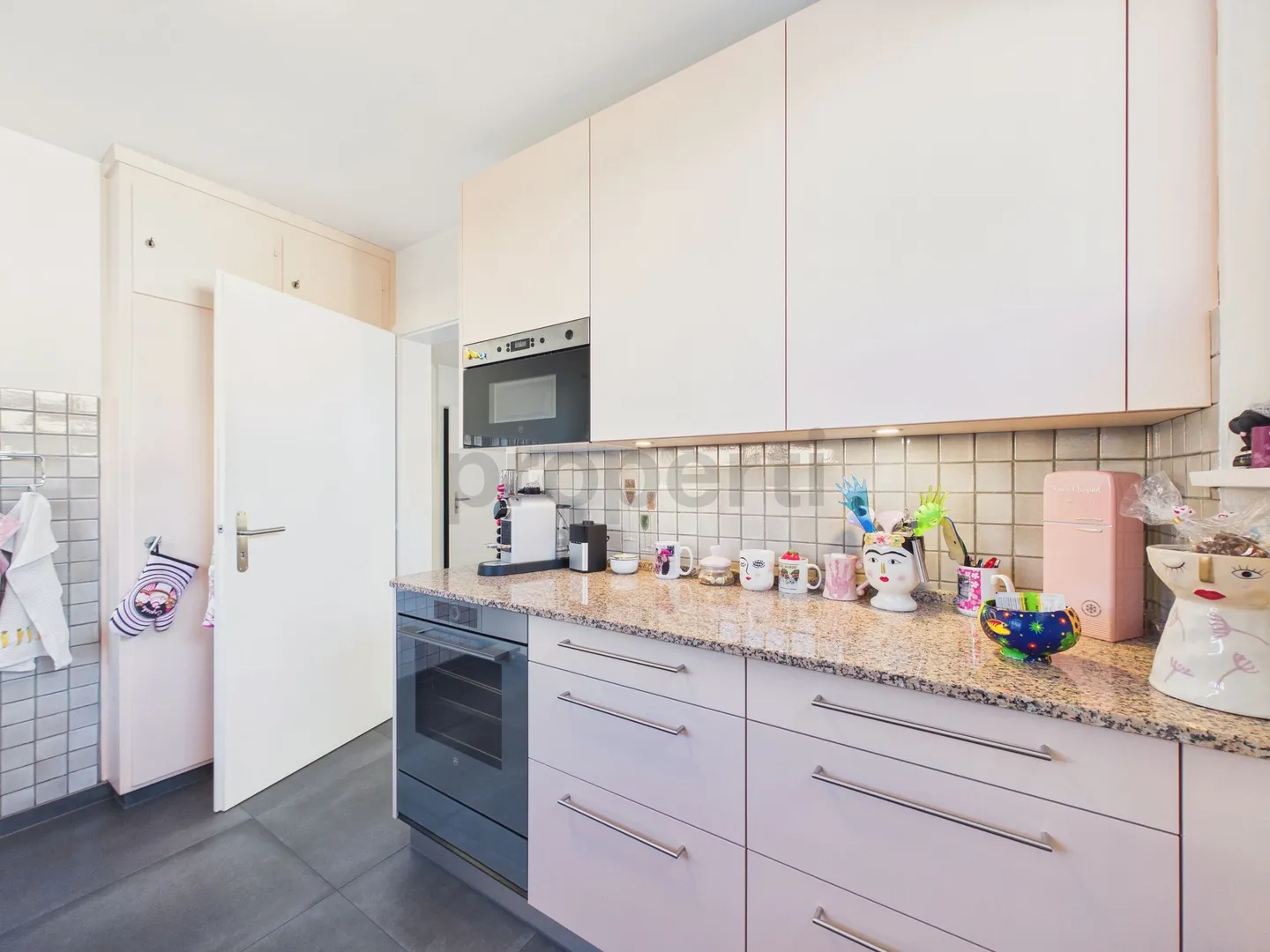 Elegant 5.5-room single-family house with balcony, Bolligen - Photo 6 of 13