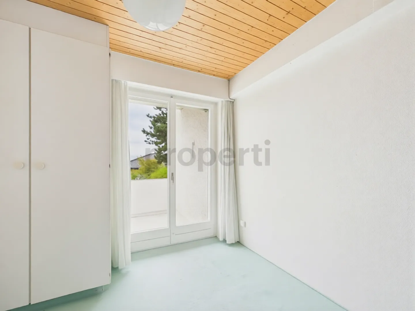 Charmantes Familienhaus mit Garten - Foto 7 von 12