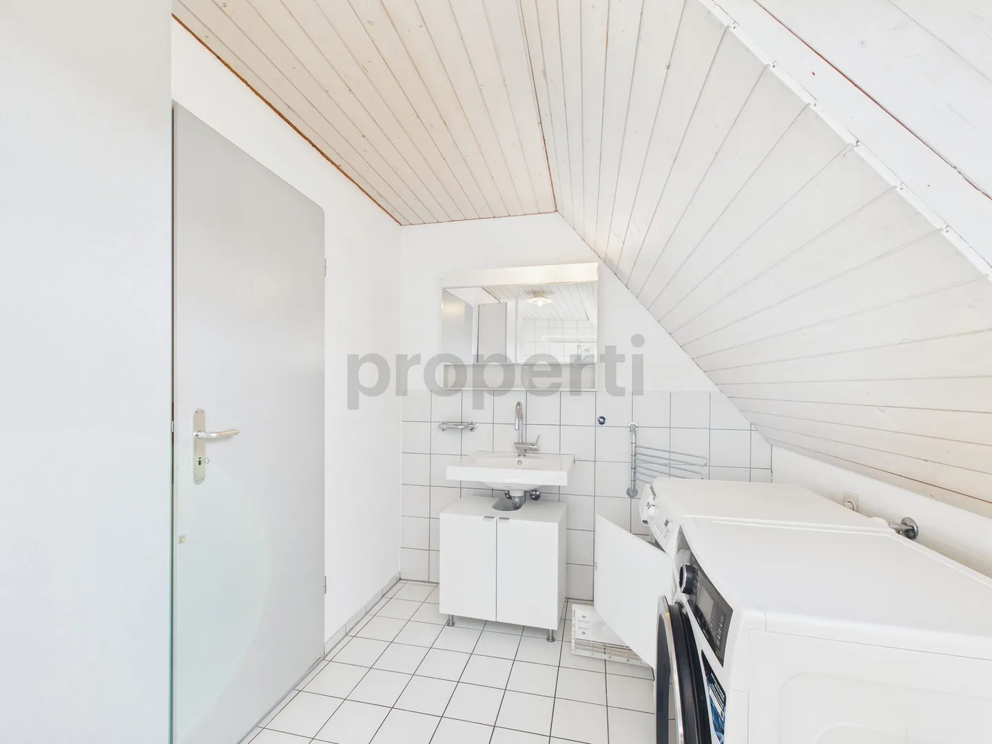 Historical Flair Meets Modern Comfort - Your Charming Home in the Listed Tenement House - Photo 10 of 13