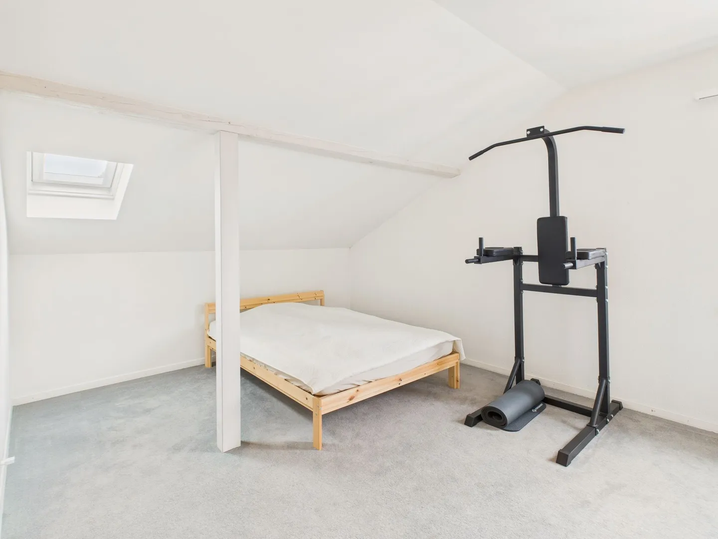 Charmante 2.5-Zimmer Dachwohnung in Lyss - Foto 5 di 9