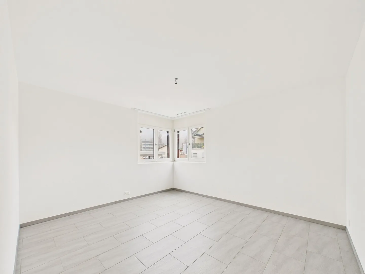 Grosszügige 4.5-Zimmer Wohnung mit Terrasse in Eschlikon - Foto 11 von 13