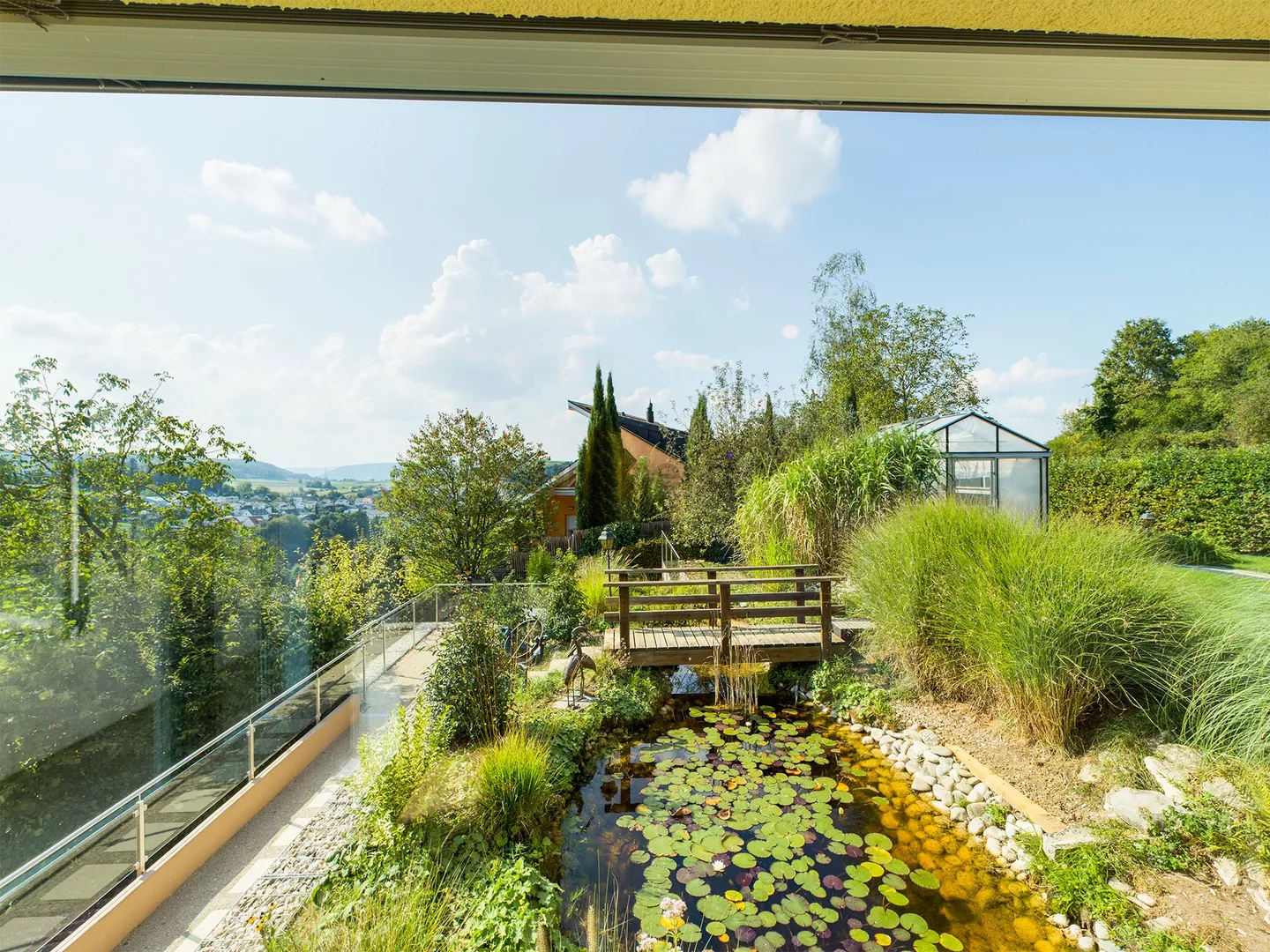 Modernes Apartment mit Garten - Foto 11 von 13