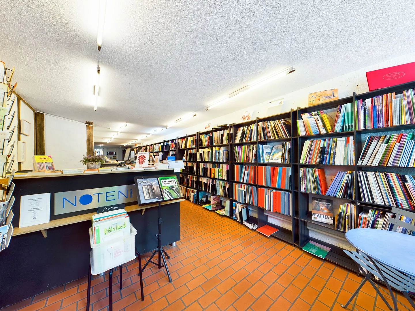 AU COEUR DE LA VILLE ANCIENNE - Photo 1 sur 9