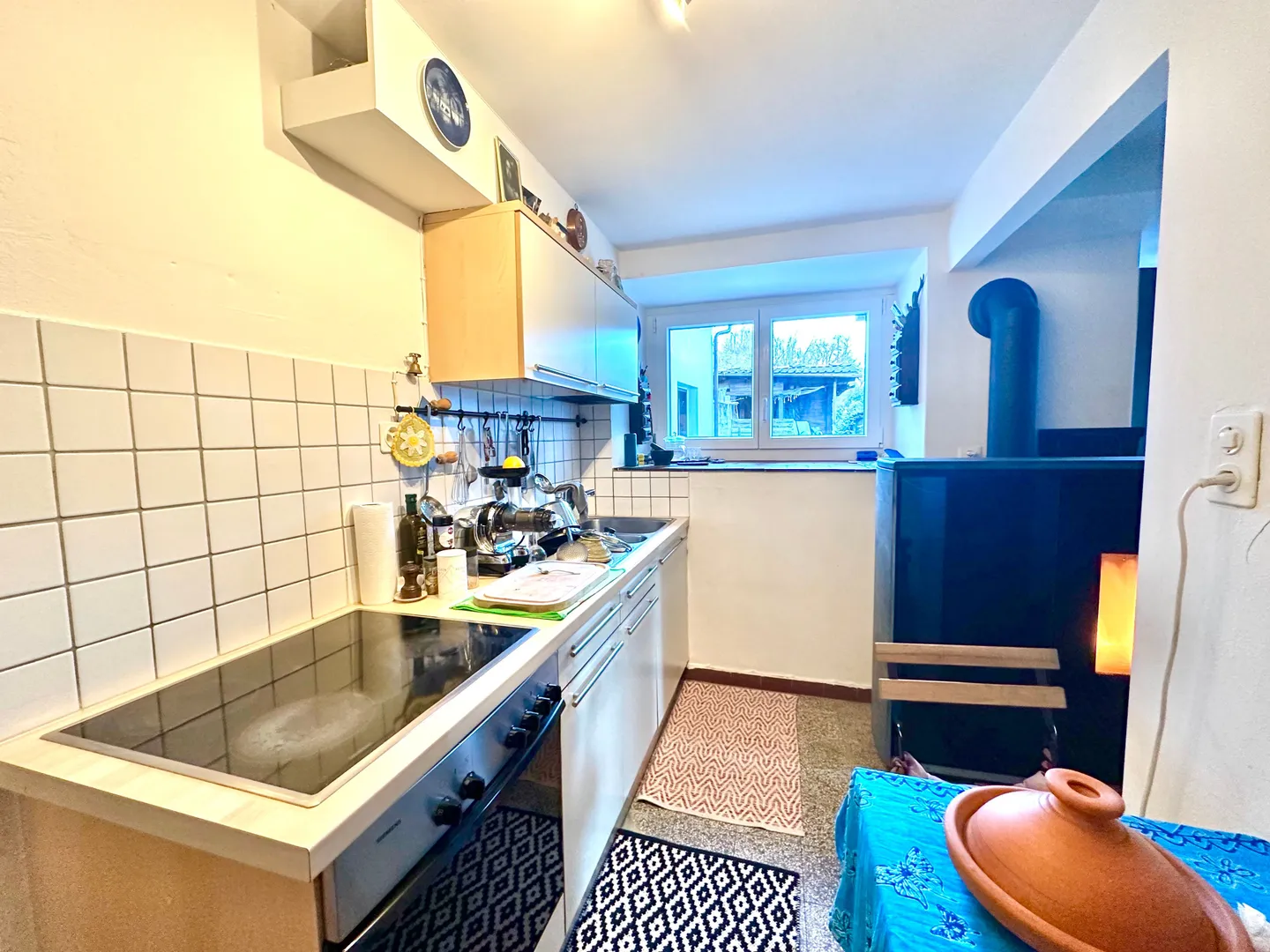 Charming Single-Family Home with 5.5 Rooms in Agno with Panoramic View - Photo 5 of 8