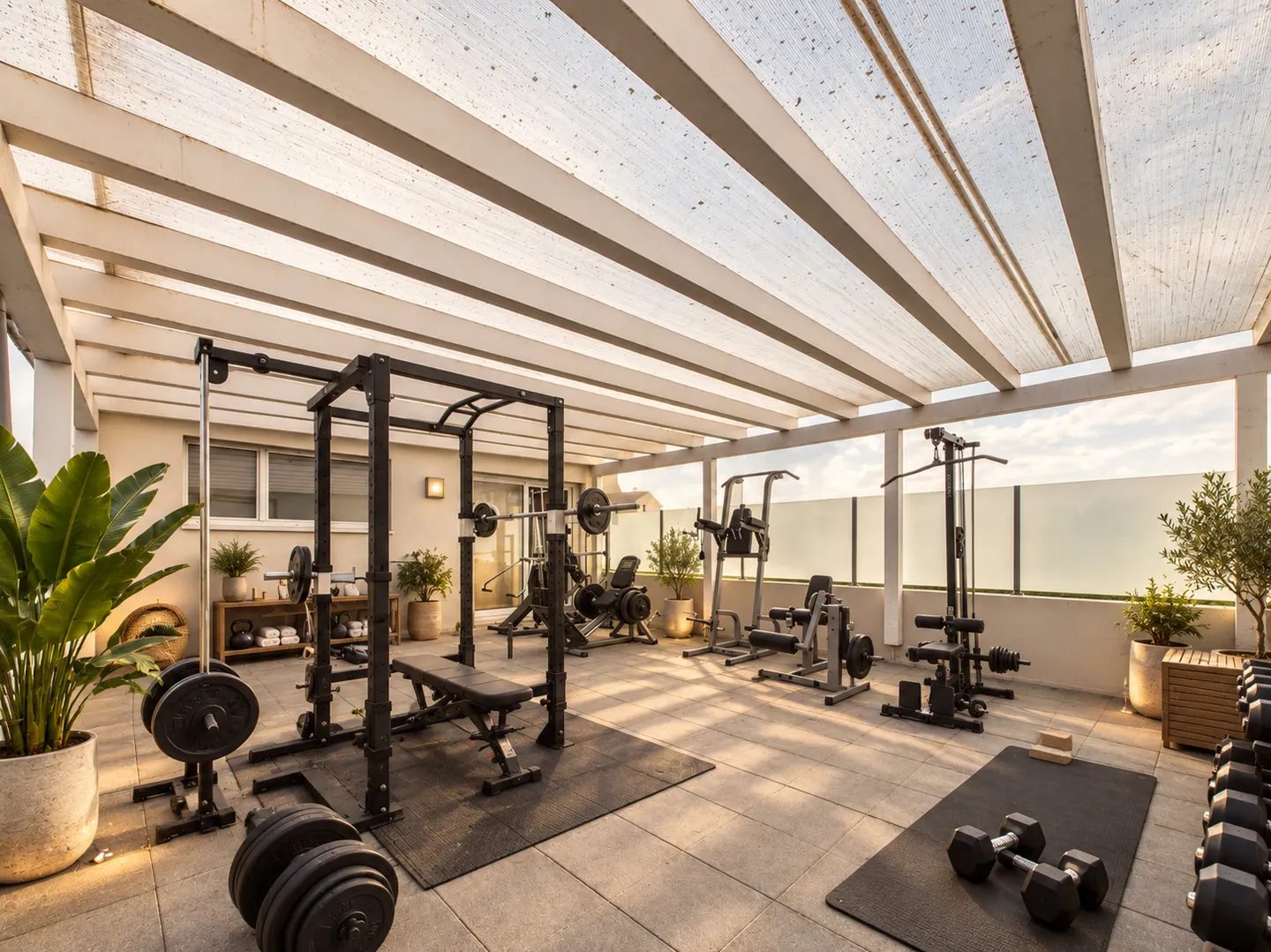 High-quality furnishings, protected courtyard & generous space offering! - Photo 9 of 13