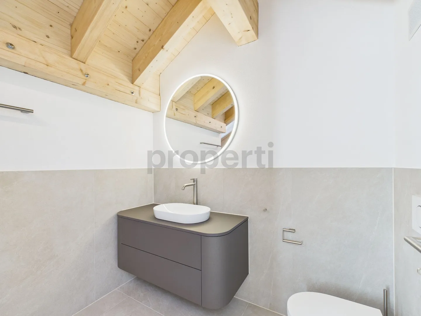 Dreamlike 4.5-room maisonette apartment in Domat/Ems - Photo 12 of 13