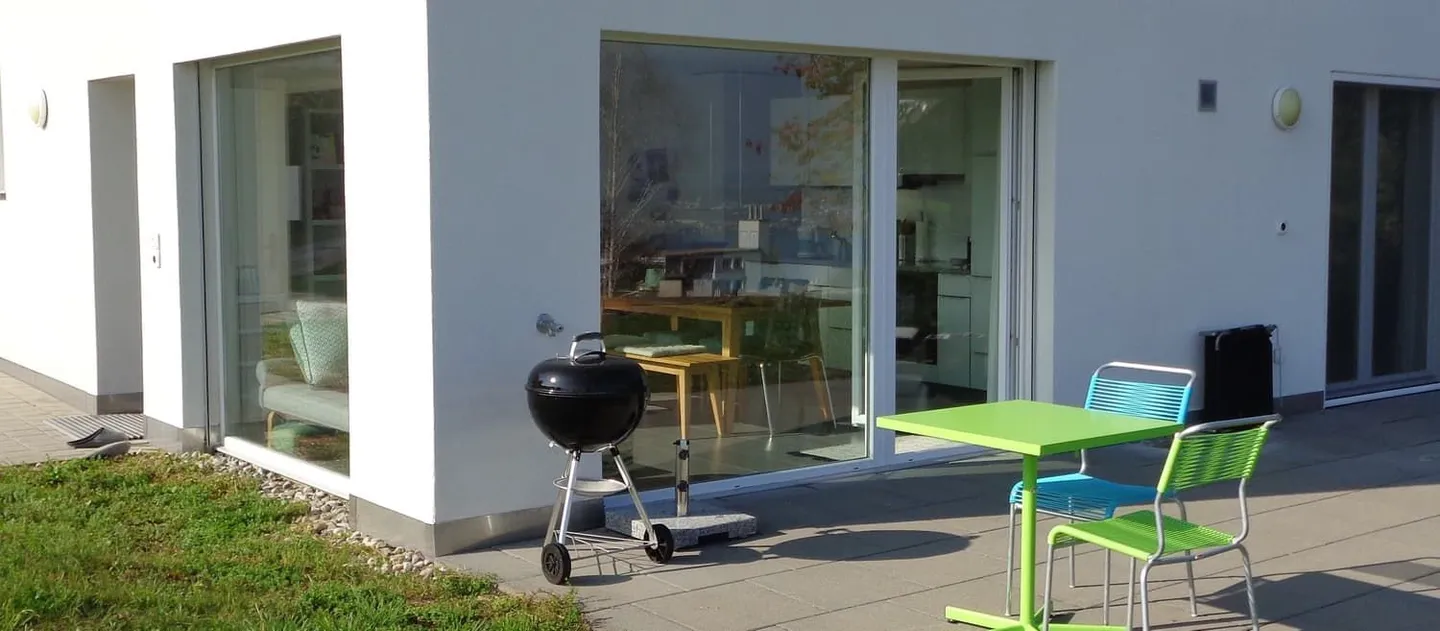 Appartement moderne de 2,5 pièces dans un emplacement panoramique calme de Richterswil - Photo 8 sur 13