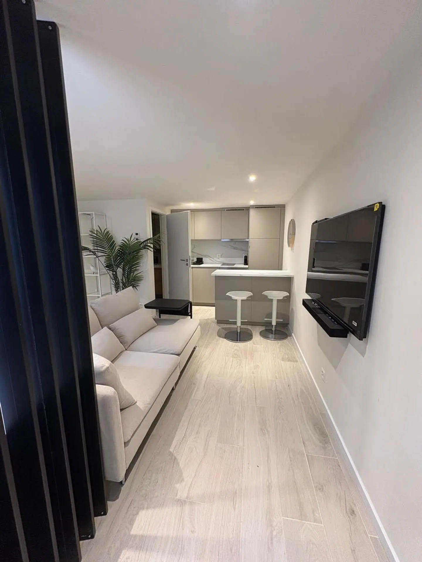 Charmant appartement de 1.5 pièces à Mies, dans le canton de Vaud - Photo 4 sur 7