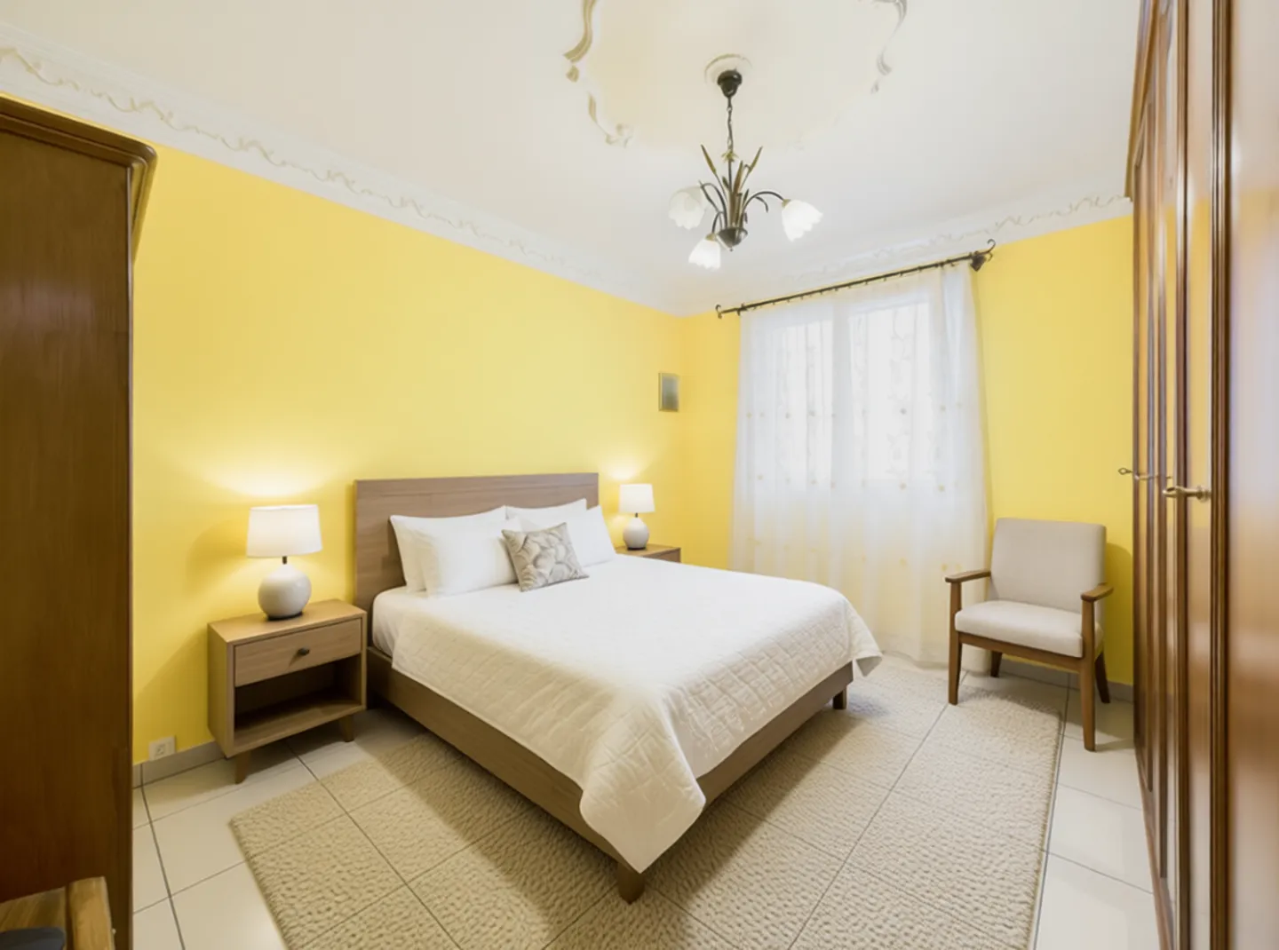 ELEGANT 4.5-ROOM APARTMENT With terrace and private laundry - Photo 7 of 13