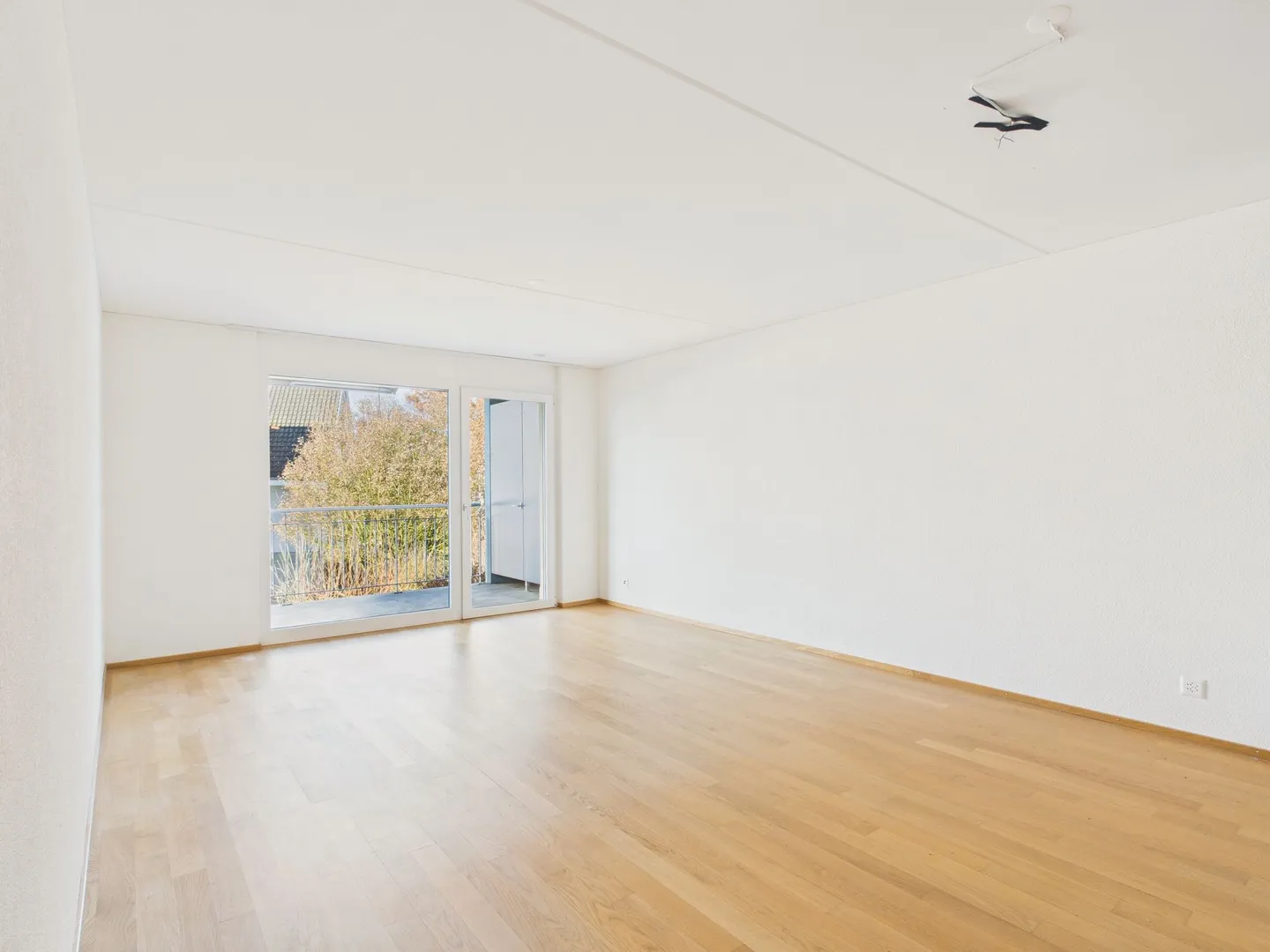 Moderne 2.5-Zimmer-Wohnung mit Balkon, Bätterkinden - Photo 4 of 13