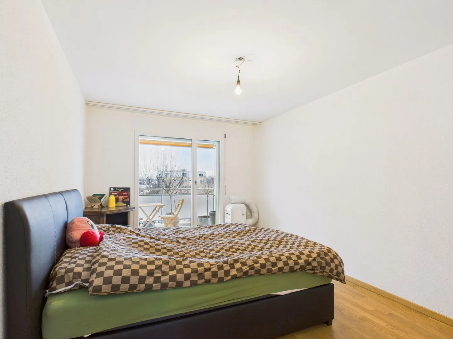 Luminoso appartamento di 4,5 locali con balcone a Wetzikon - Foto 6 di 11