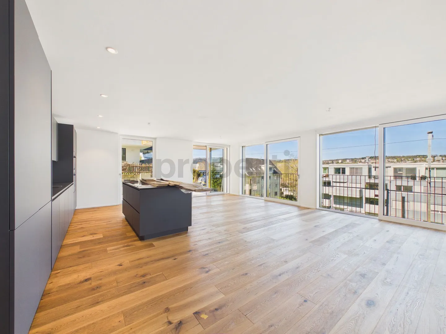 Appartamento luminoso di 3,5 stanze a Zurigo-Altstetten - comfort abitativo moderno in una posizione ricercata - Foto 1 di 7