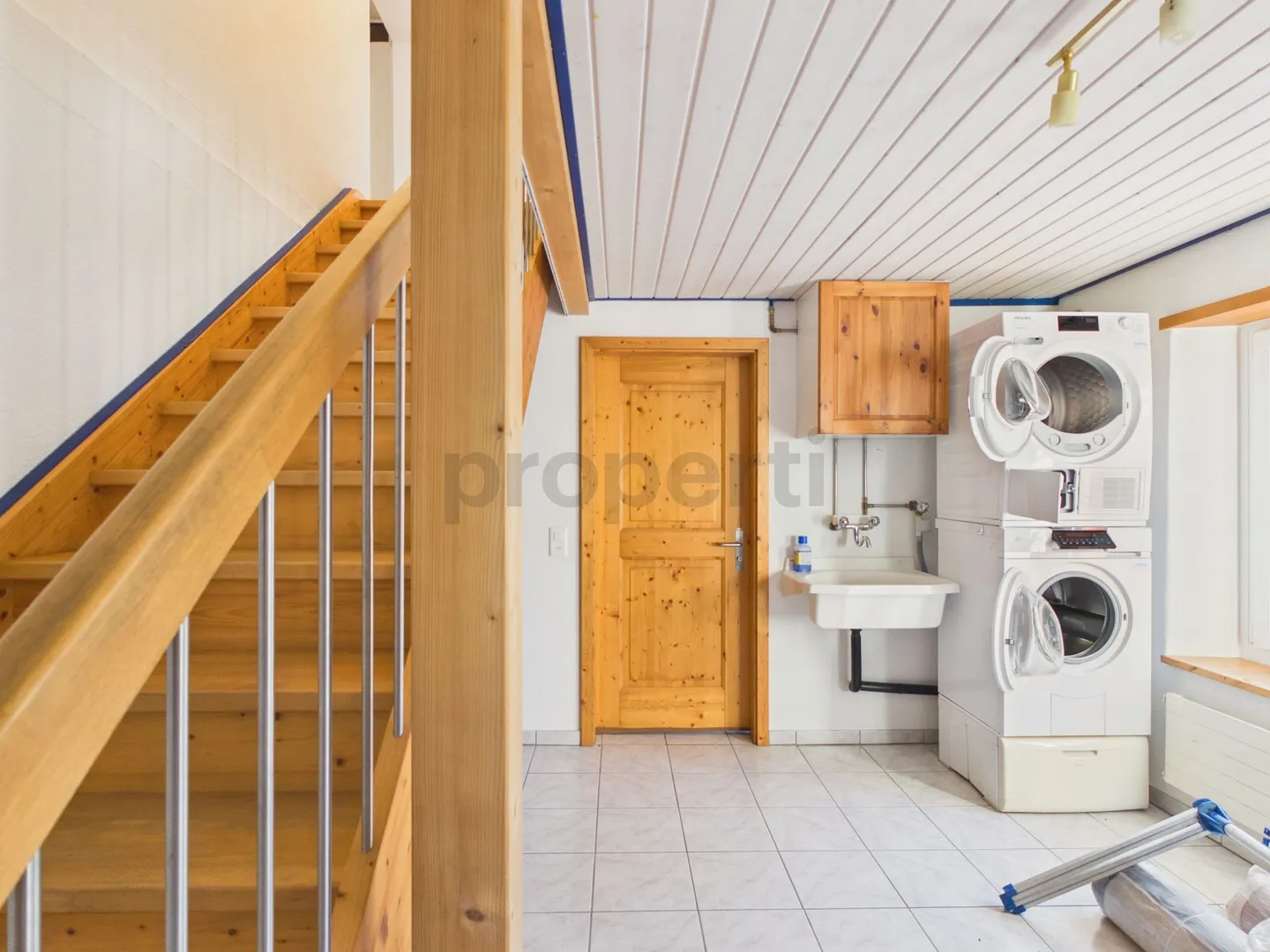 Charming 5.5-Room Apartment in Hemmiken - Photo 12 of 13