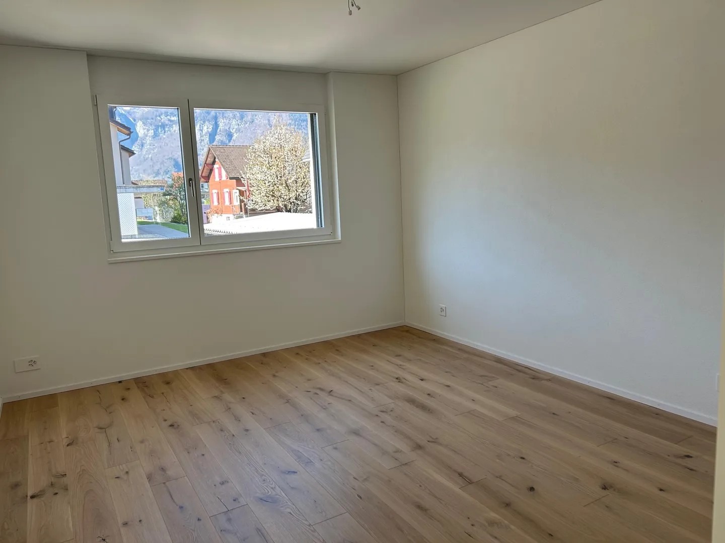 Moderne 3.5-Zimmer-Wohnung in Flums - Foto 6 von 12