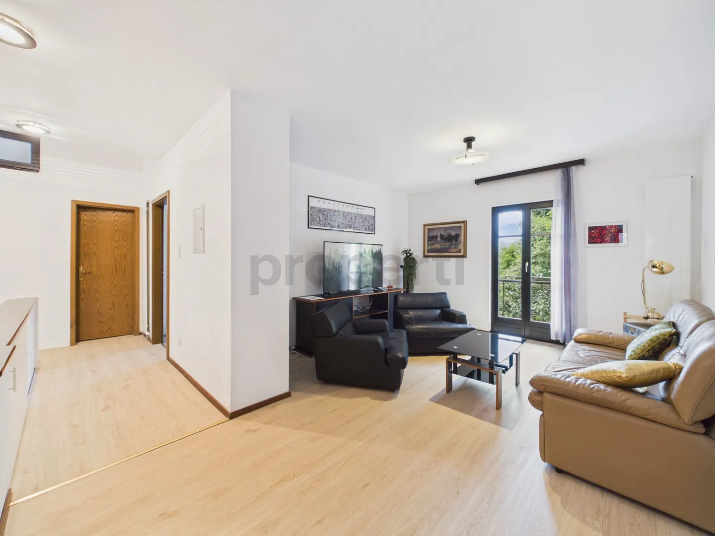 Doppelhaushälfte in Viganello mit Blick auf Lugano - ideal als Wohnsitz oder Investition - Foto 4 von 13