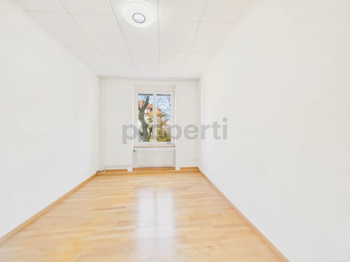 Centrally located 4.5-room apartment with 200 m2 large terrace + 18 m2 winter garden in St. Gallen - Photo 6 of 13