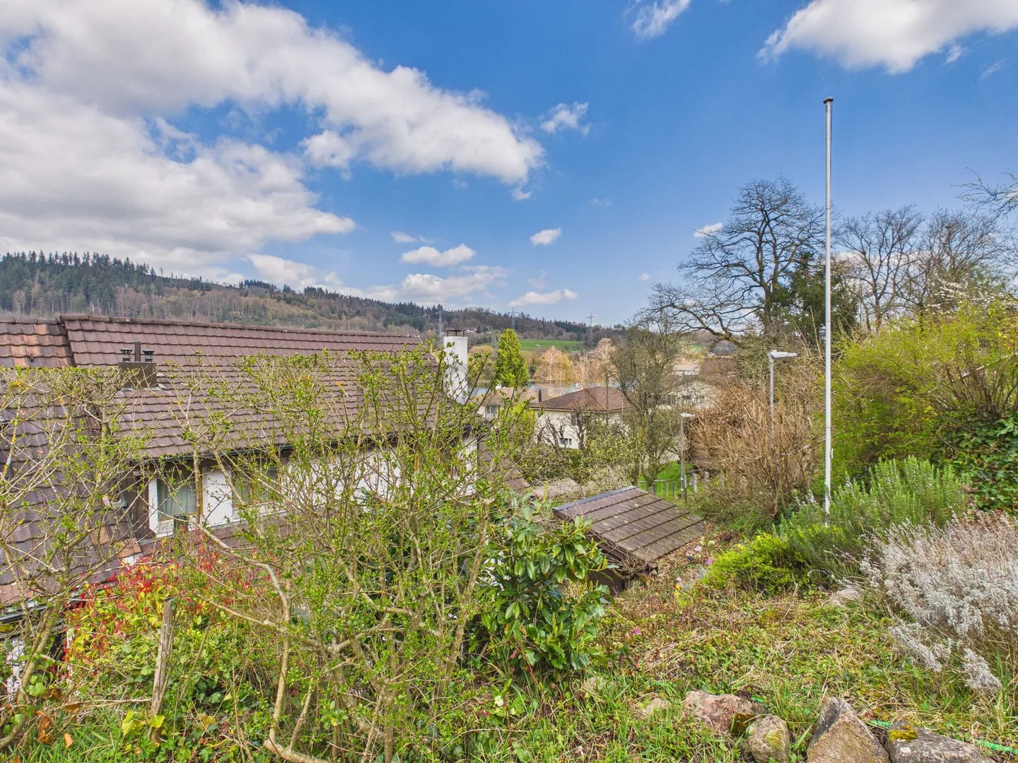 Appartement en duplex moderne de 4,5 pièces avec ambiance élégante à Sisseln - Photo 9 sur 13
