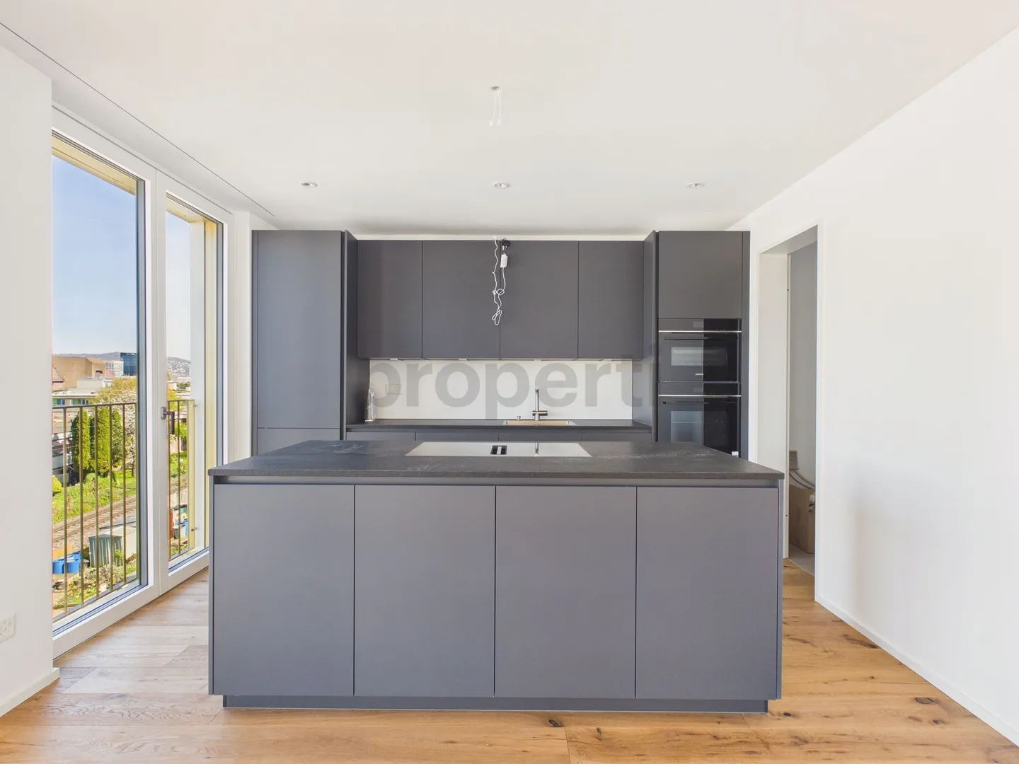 Appartement moderne de 4,5 pièces avec balcon à Zurich - Nouvelle construction 2026 - Photo 2 sur 8