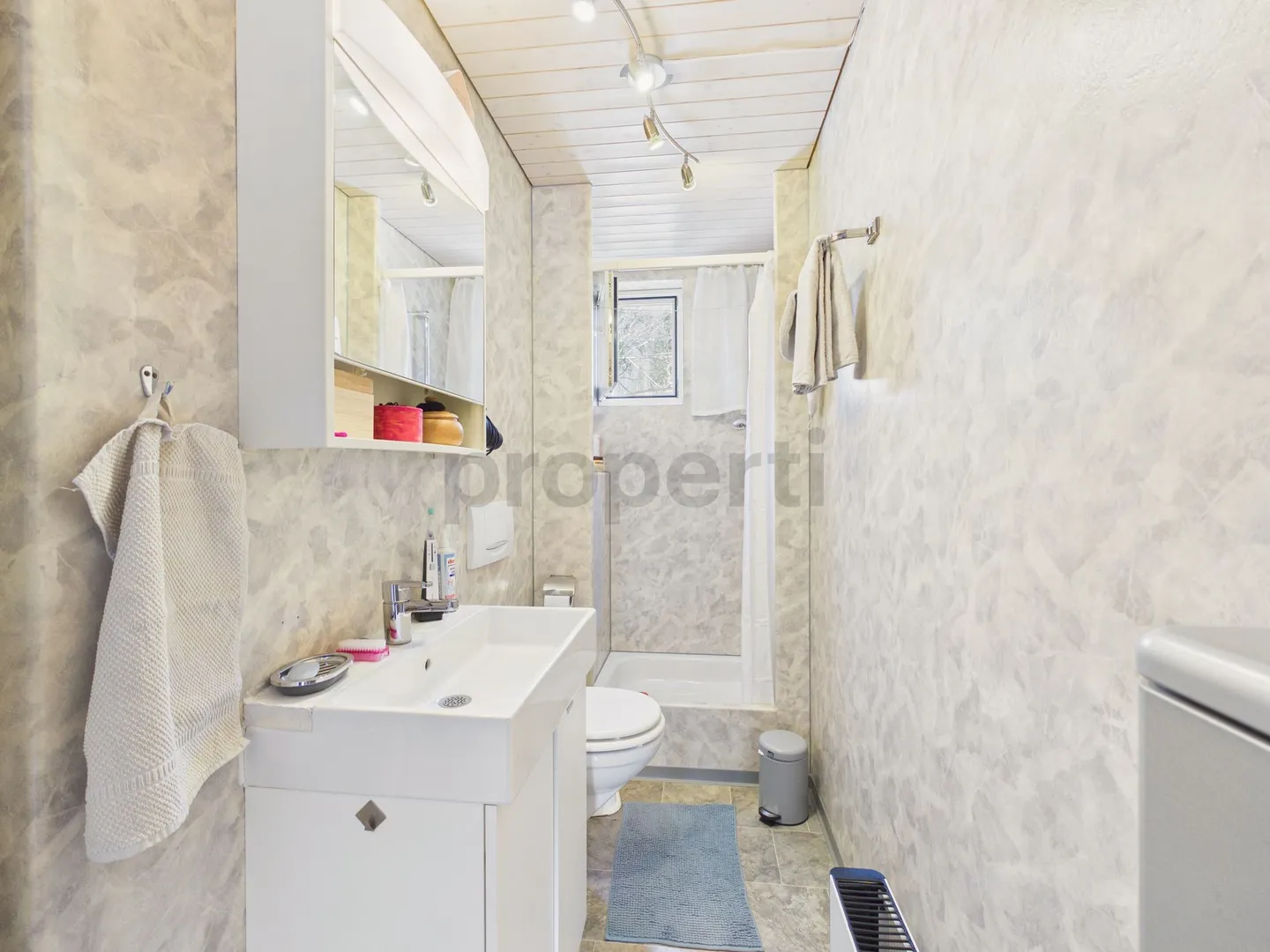 Charmante Wohnung mit Garten - Foto 8 von 11