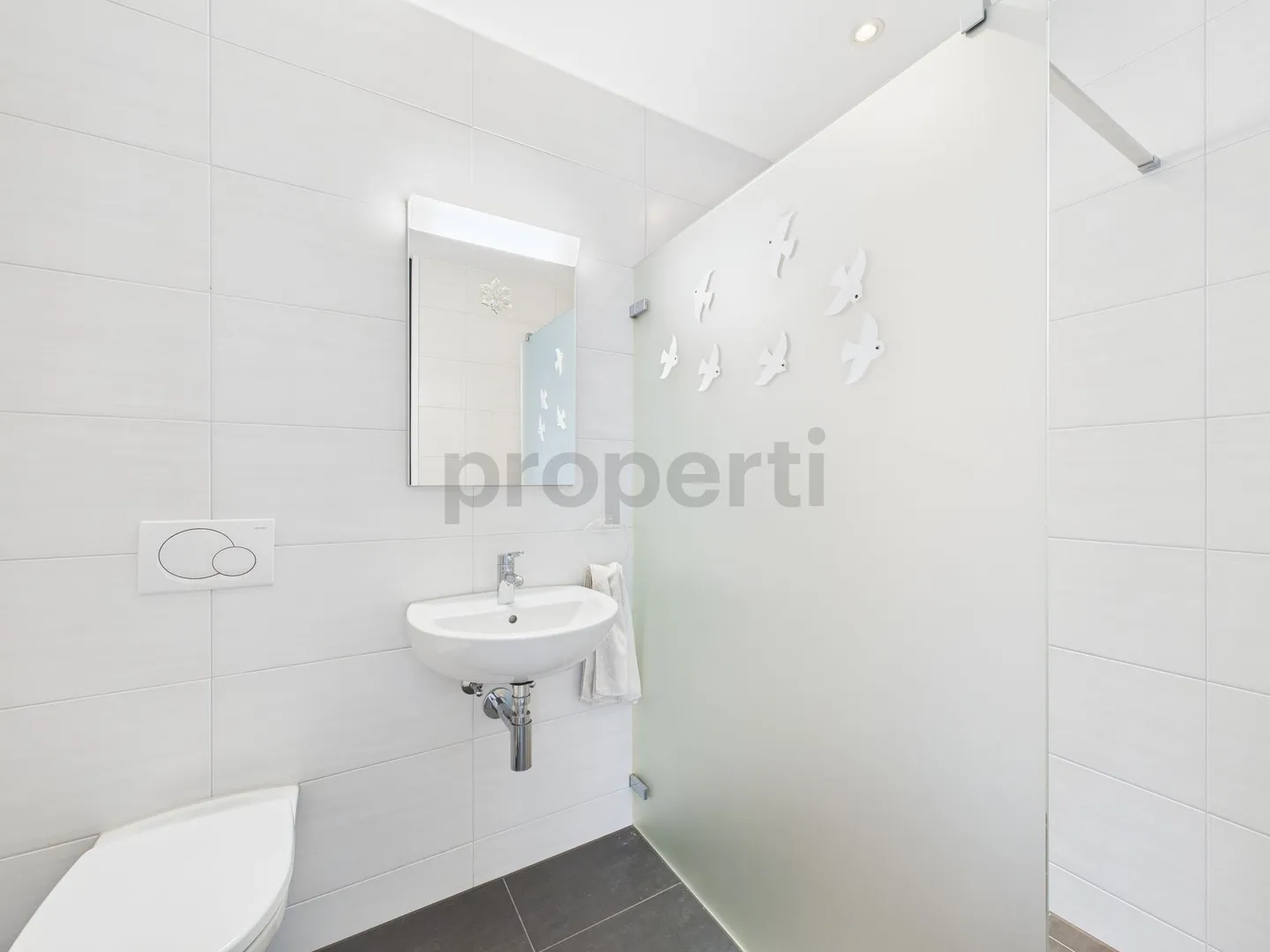 Moderno appartamento di 4,5 stanze con loggia spaziosa nel bosco - Foto 11 di 13