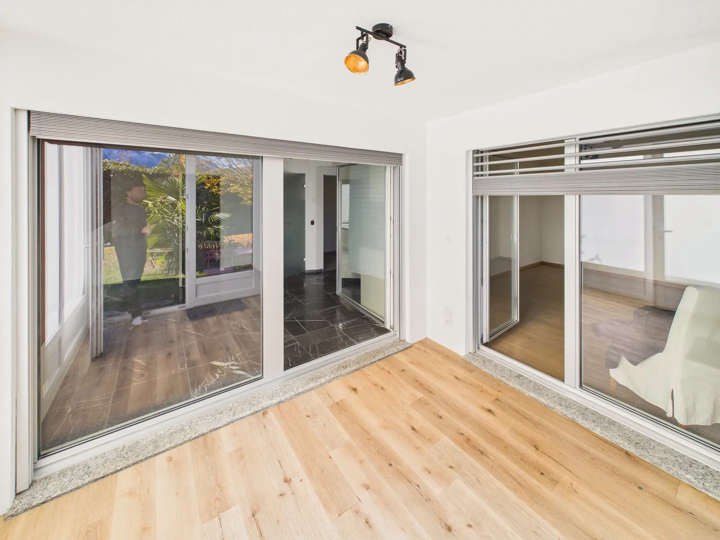 Appartement moderne de 2.5 pièces avec jardin à Mollens - Photo 12 sur 13