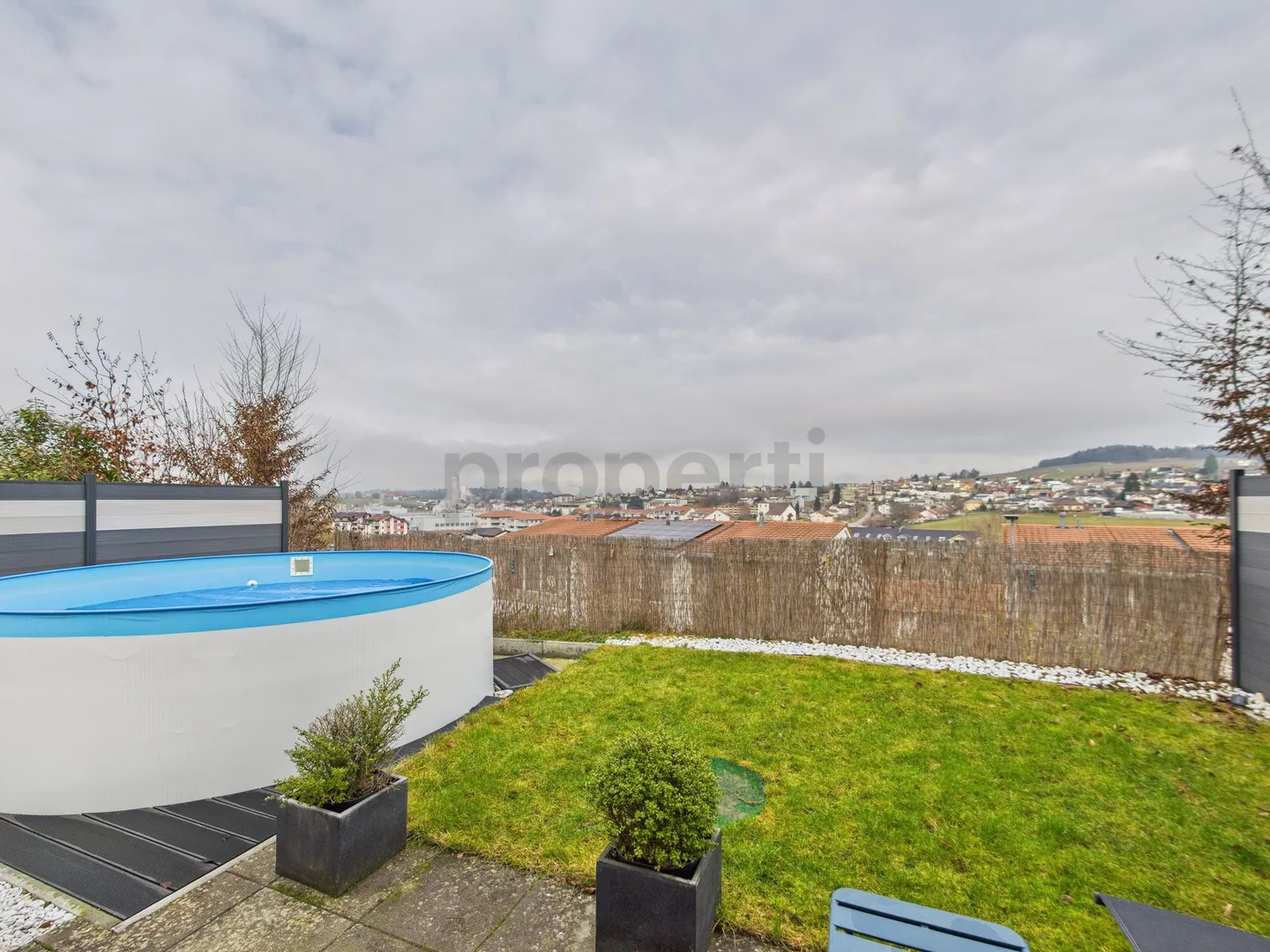 Modern 4.5-room terraced house with garden in Courtepin - Photo 10 of 11